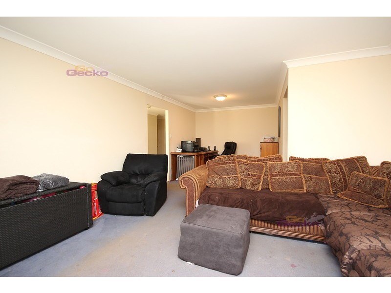 17 Birmingham Street, Eatons Hill QLD 4037