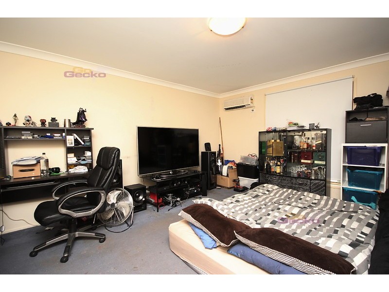 17 Birmingham Street, Eatons Hill QLD 4037