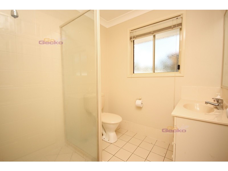 17 Birmingham Street, Eatons Hill QLD 4037