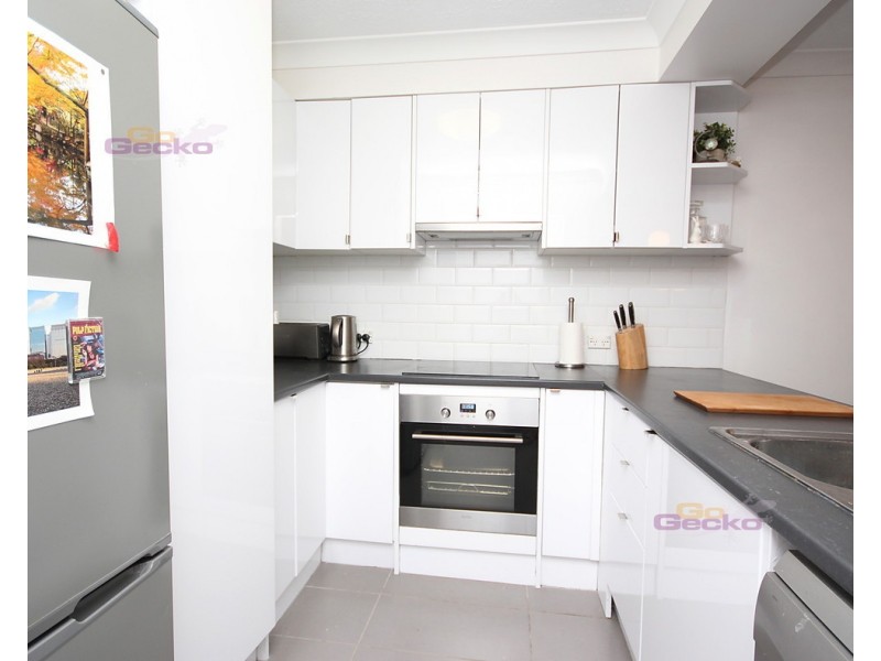 2/9 Robinson Road, Nundah QLD 4012