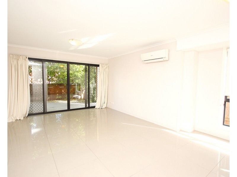 6/120 Leckie Road, Kedron QLD 4031