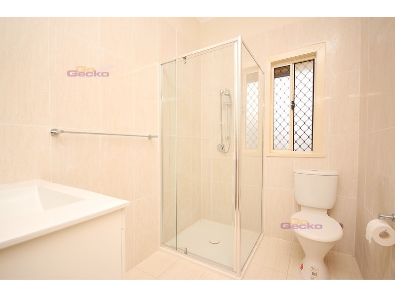 242 Nudgee Road, Hendra QLD 4011