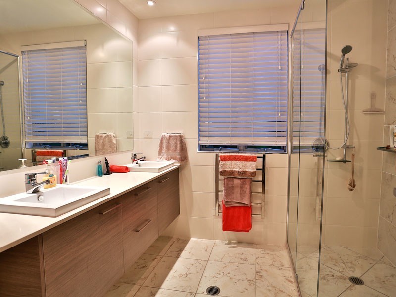 1 Eighteenth Avenue, Brighton QLD 4017