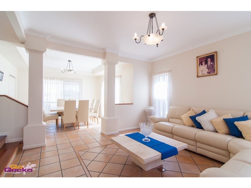 7 Capricorn Place, Bridgeman Downs QLD 4035