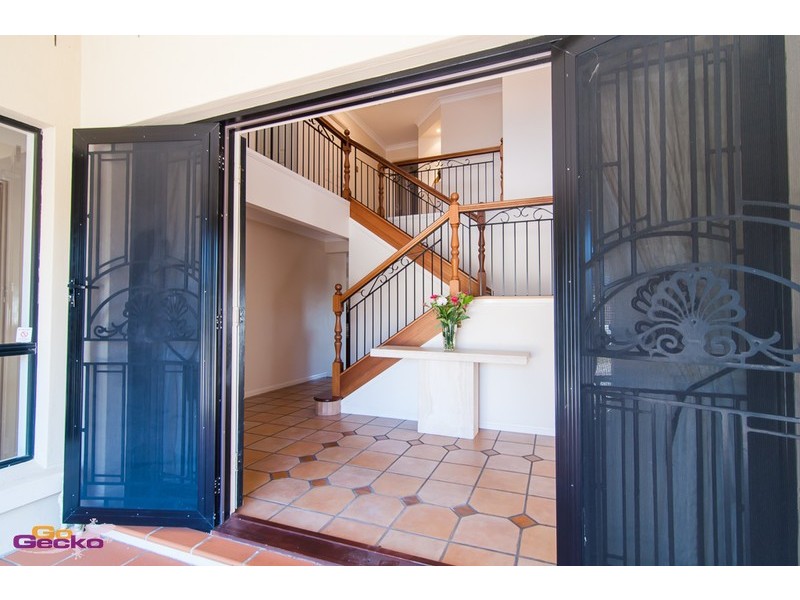 7 Capricorn Place, Bridgeman Downs QLD 4035