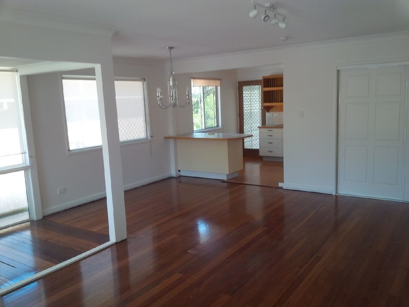 30 Charlor Street, Strathpine QLD 4500