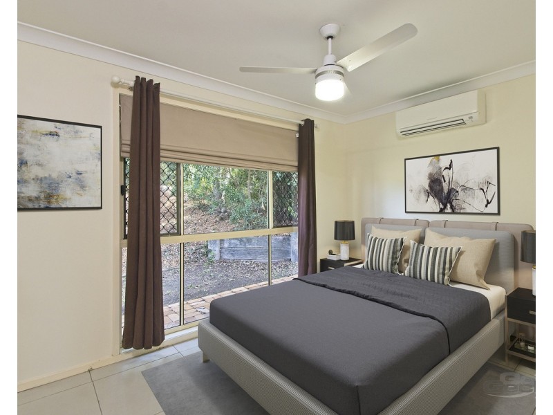 23 Gordon Road, Ferny Hills QLD 4055