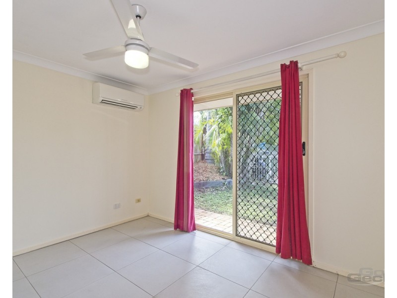 23 Gordon Road, Ferny Hills QLD 4055