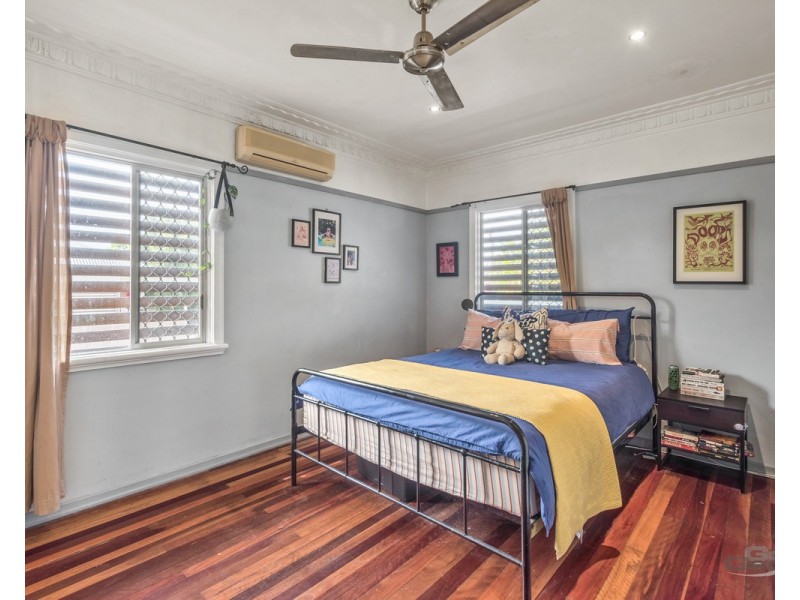 14 High Street, Brighton QLD 4017