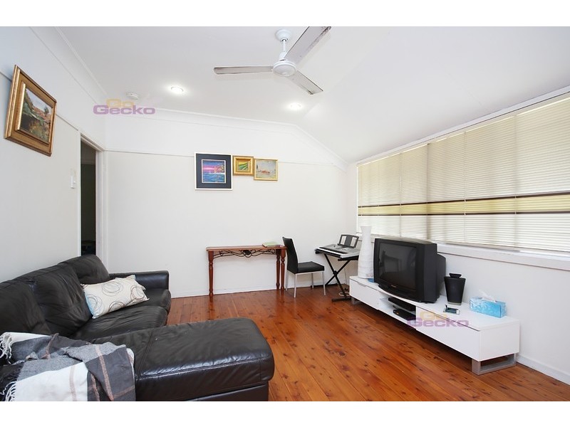 7 Moonya Street, Bardon QLD 4065