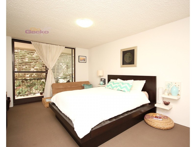 2/84 Bayview Terrace, Clayfield QLD 4011