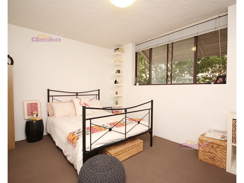 2/84 Bayview Terrace, Clayfield QLD 4011