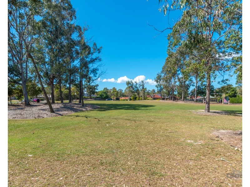 8 Auburn Lane, North Lakes QLD 4509