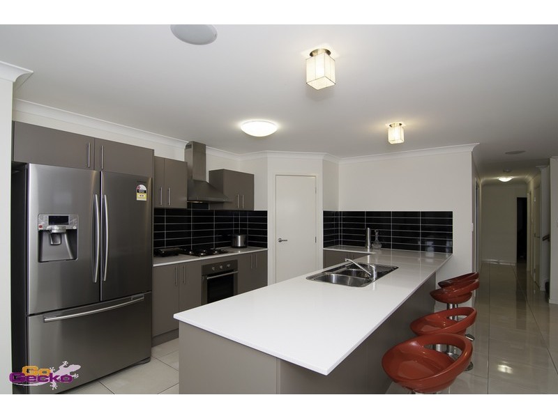 26 Northmarque Street (60 Cowie Rd), Carseldine QLD 4034