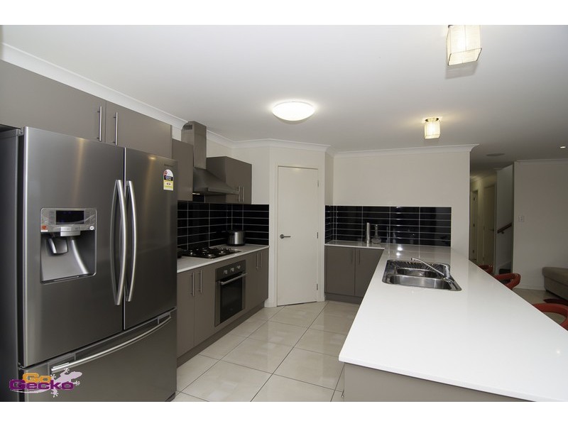 26 Northmarque Street (60 Cowie Rd), Carseldine QLD 4034