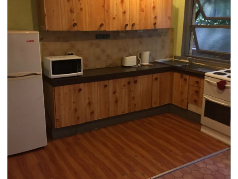 87 Adamson Street, Wooloowin QLD 4030