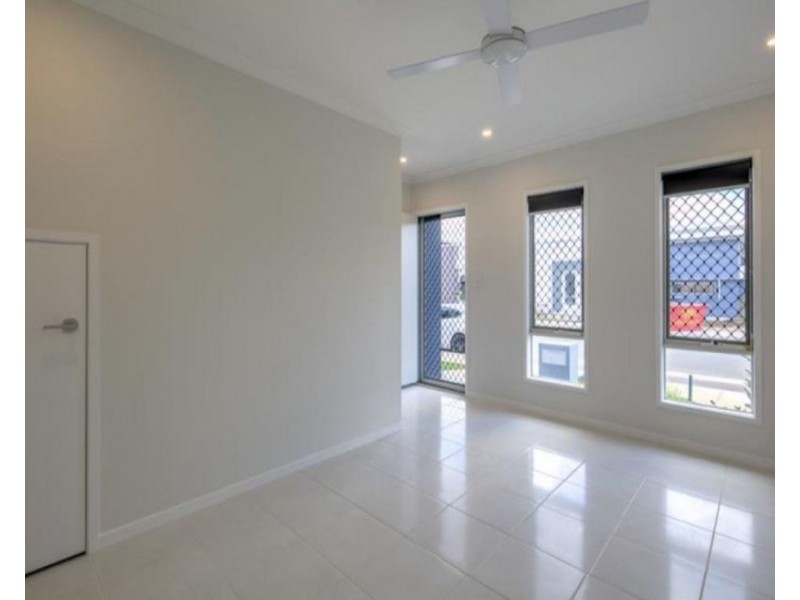 9 Beagle Street, Fitzgibbon QLD 4018