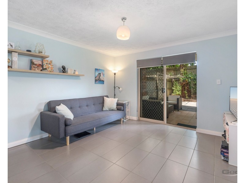 2/9 Robinson Road, Nundah QLD 4012