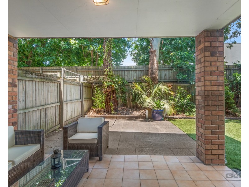 2/9 Robinson Road, Nundah QLD 4012