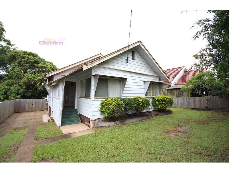 282 Hamilton Road, Chermside QLD 4032