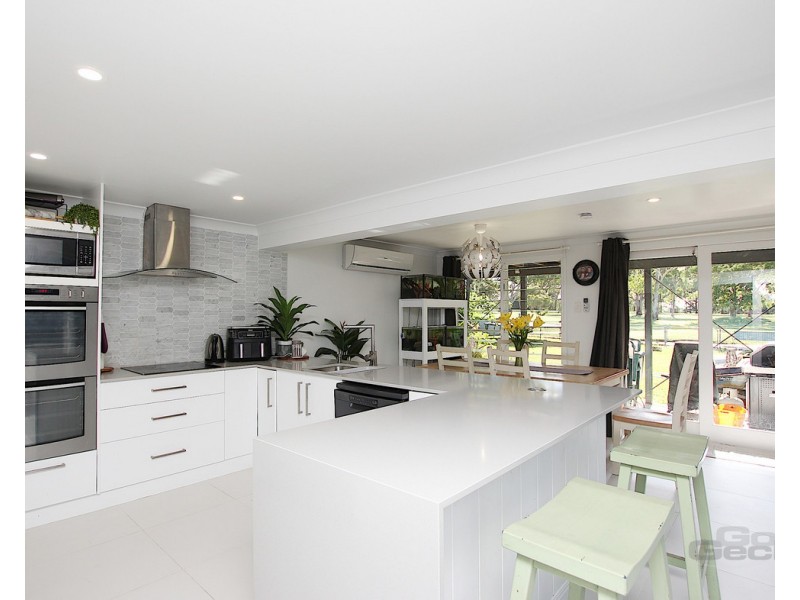 33 Frost Street, Clontarf QLD 4019