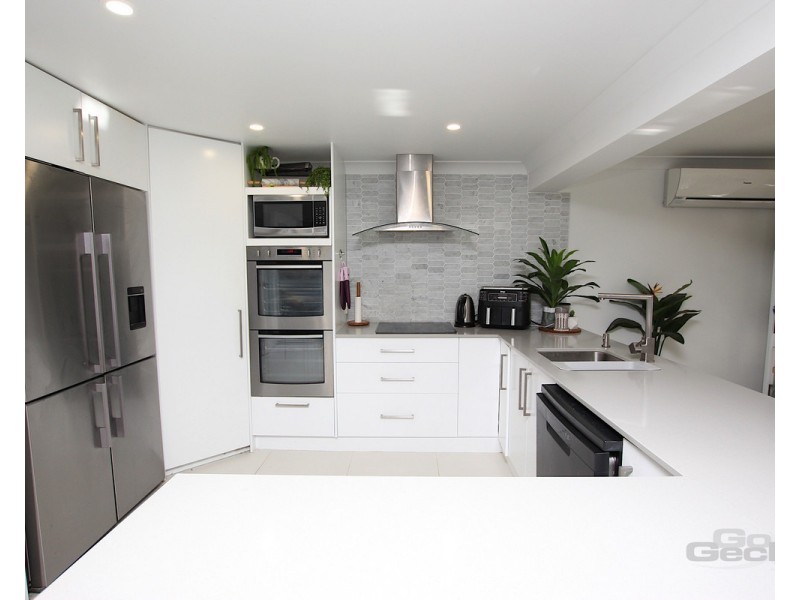 33 Frost Street, Clontarf QLD 4019