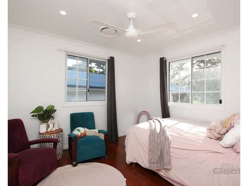 33 Frost Street, Clontarf QLD 4019