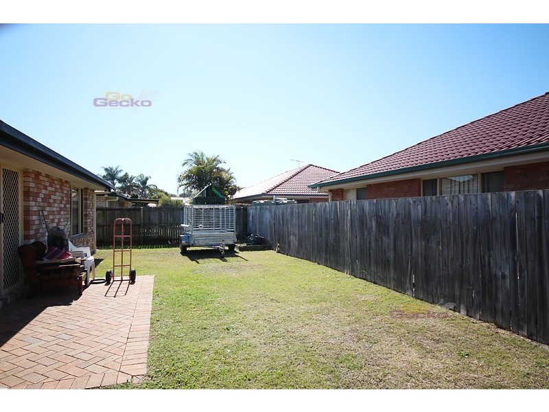 4 Ursula Place, Wynnum West QLD 4178