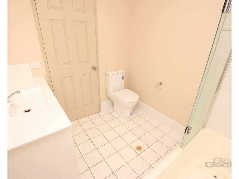 1/69 Sixth Avenue, Windsor QLD 4030