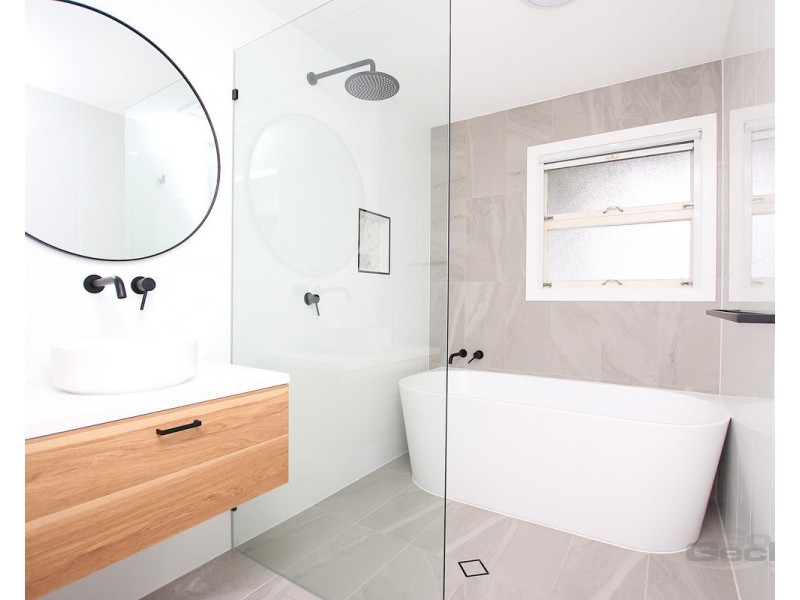 23 Plucks Road, Arana Hills QLD 4054