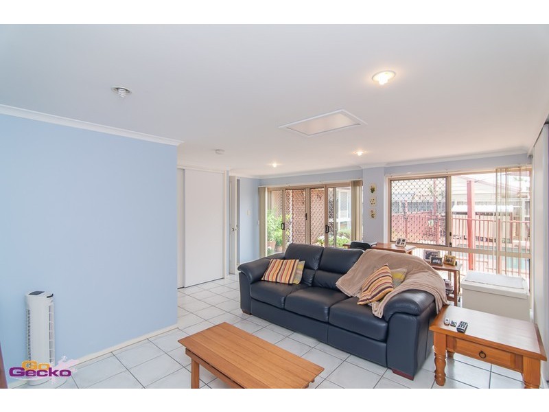 17 Fairway Place, Banyo QLD 4014