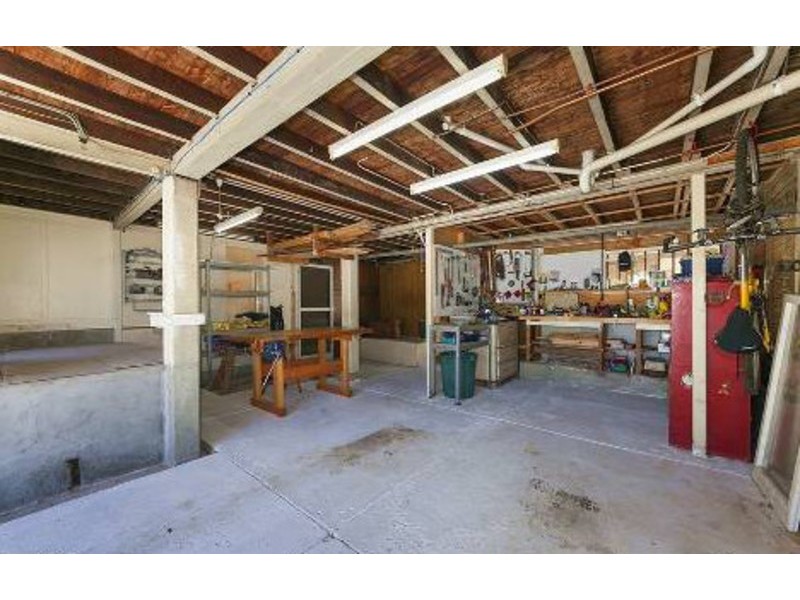 2 Alcester Street, Grange QLD 4051