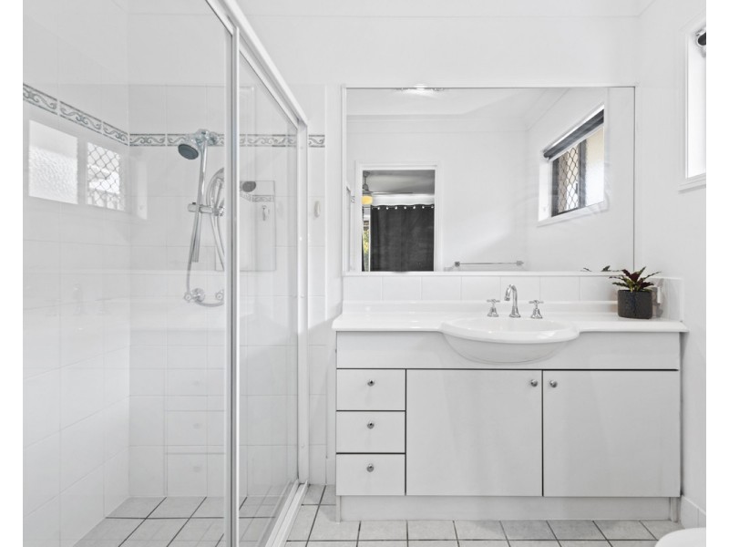 57 Hilltop Street, Banyo QLD 4014