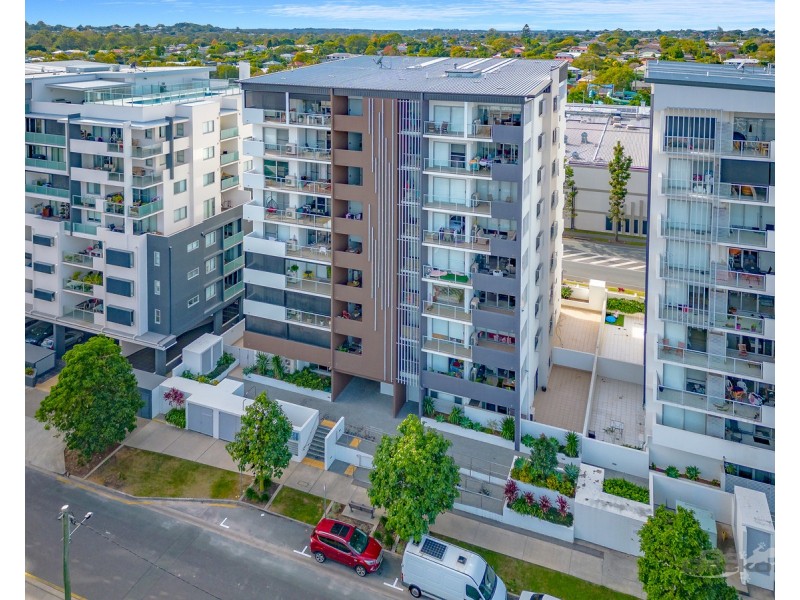2101/19 Playfield Street, Chermside QLD 4032