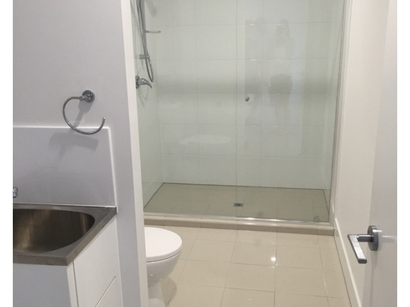 2101/19 Playfield Street, Chermside QLD 4032