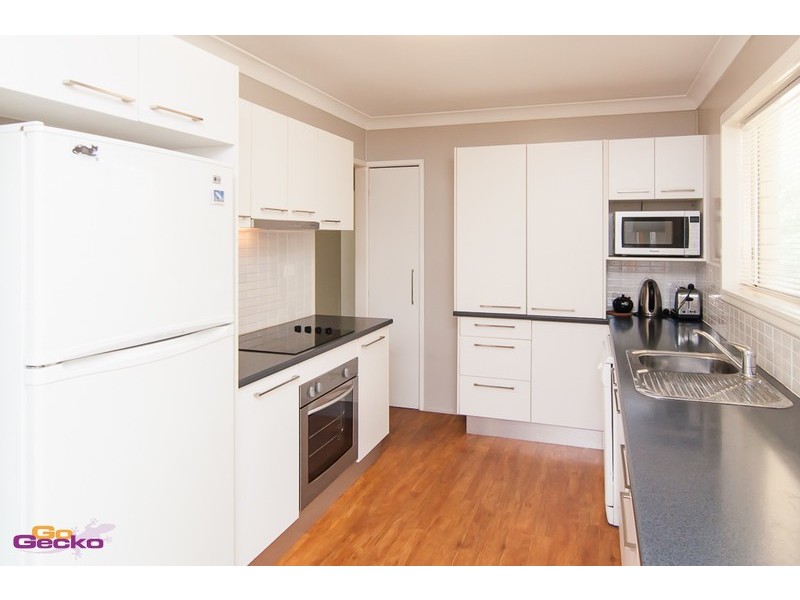 8 Tanbar Street, Zillmere QLD 4034