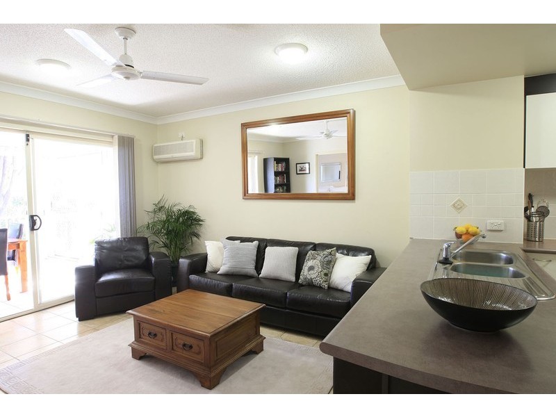 1/5 Whytecliffe Street, Albion QLD 4010