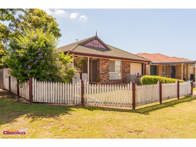 2 Manitoba Place, Wavell Heights QLD 4012