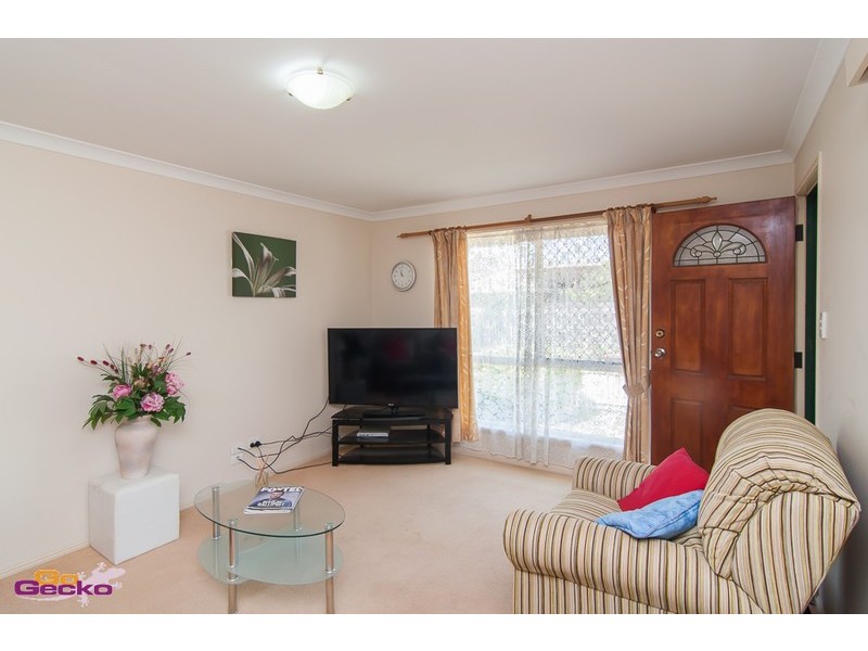 2 Manitoba Place, Wavell Heights QLD 4012