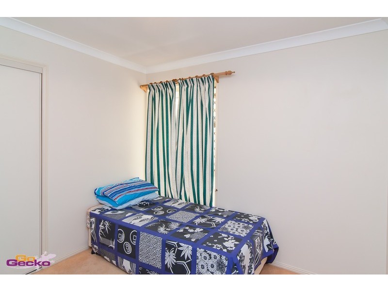 2 Manitoba Place, Wavell Heights QLD 4012