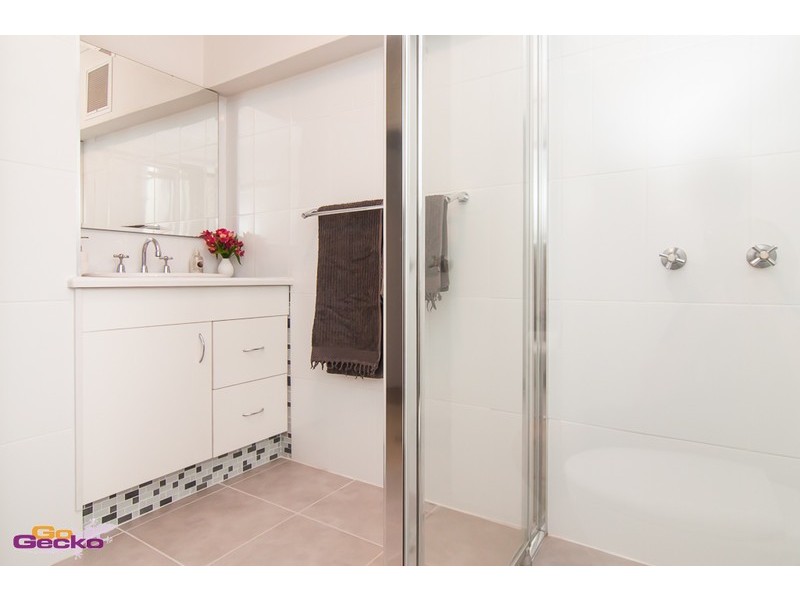 2/19 Wongara Street, Clayfield QLD 4011