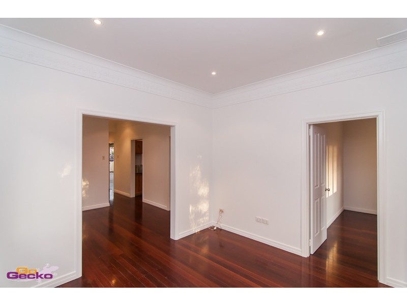 157 Nudgee Road, Ascot QLD 4007