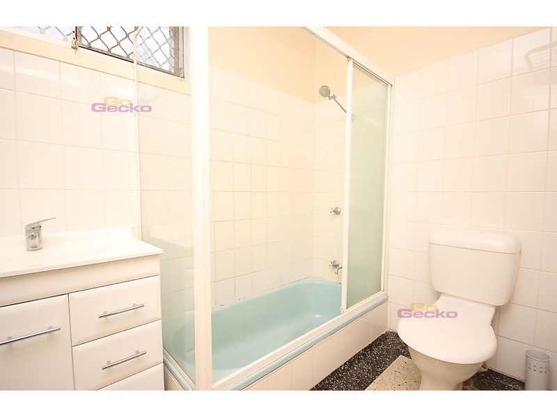 2/77 Palmer Street, Windsor QLD 4030