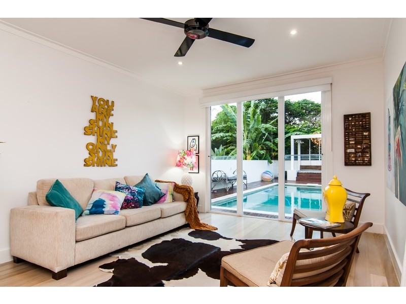 10 Lower Brighton Tce, Sandgate QLD 4017