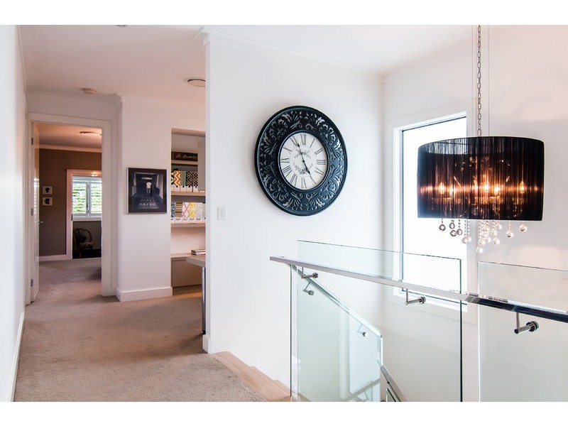 10 Lower Brighton Tce, Sandgate QLD 4017