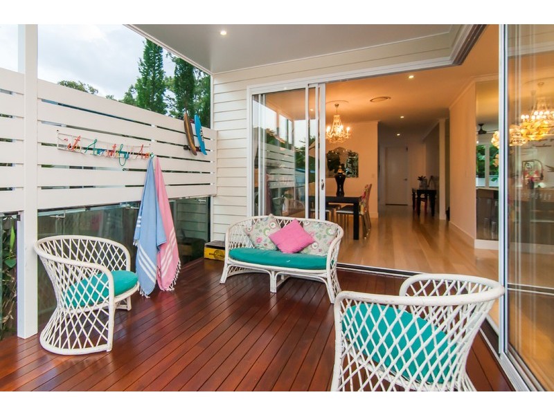 10 Lower Brighton Tce, Sandgate QLD 4017