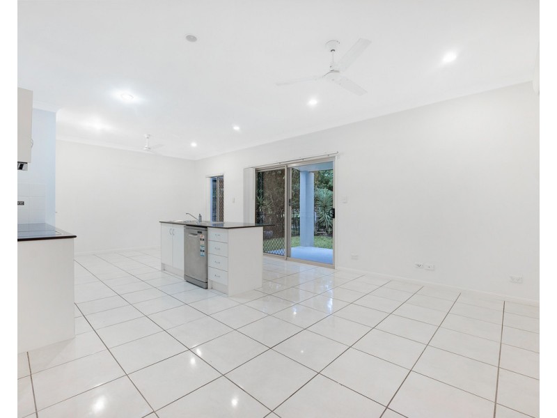 8 Riley Court, North Lakes QLD 4509