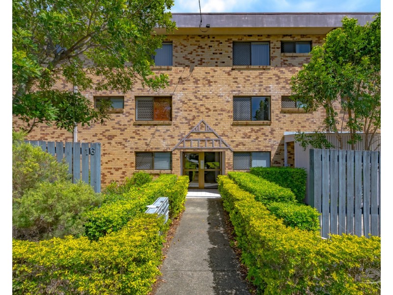 2/16 Pretoria Street, Zillmere QLD 4034
