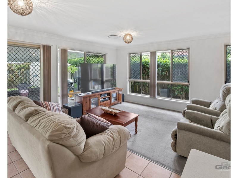 27 Brigidine Crescent, Boondall QLD 4034