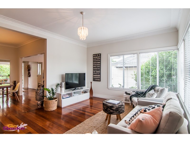 16 Hazlitt Street, Banyo QLD 4014